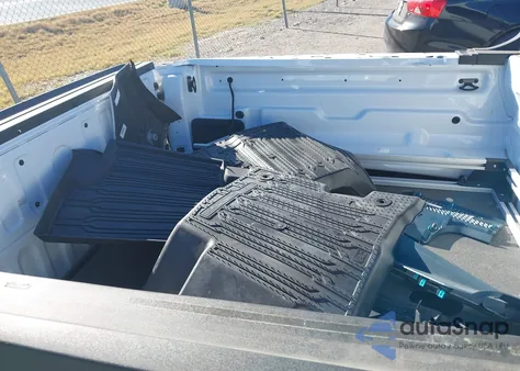 2025 Ford Maverick Xlt z USA, uszkodzony, nr VIN 3FTTW8H35SRA09918